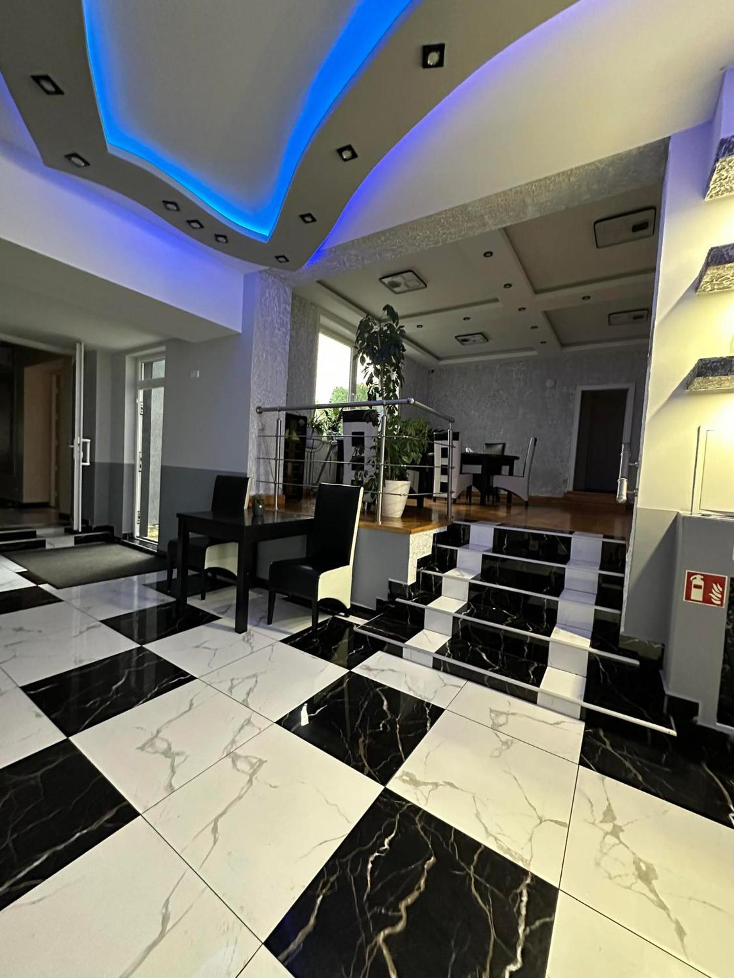 שלזוויג Hotel Deutscher Hof מראה חיצוני תמונה
